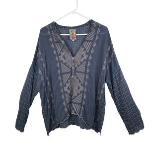 Johnny Was Blue/Gray Embroidered Popover Top Size Small